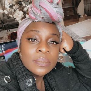 Meet your Posher, Nadine